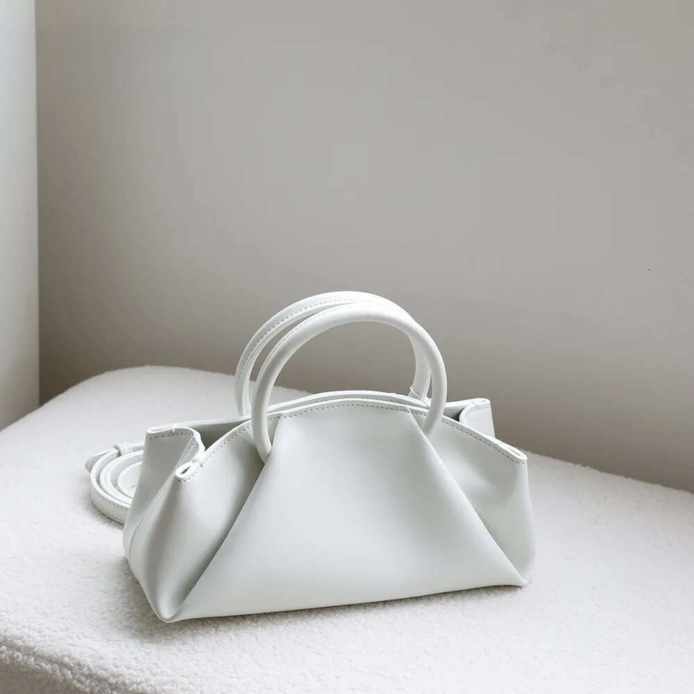 Korean Niche Circular Handheld Cloud Tote Sier Beige Color Plain Cow Leather Women Crossbody Bag Leisure Handbag