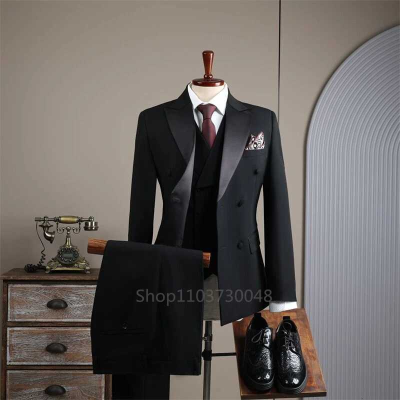 Black Mens 3 Pieces Suit Peak Lapel Double Breasted Jacket Vest Pants Wedding Groom Tuxedos Slim Fit Formal Business Suits W250910