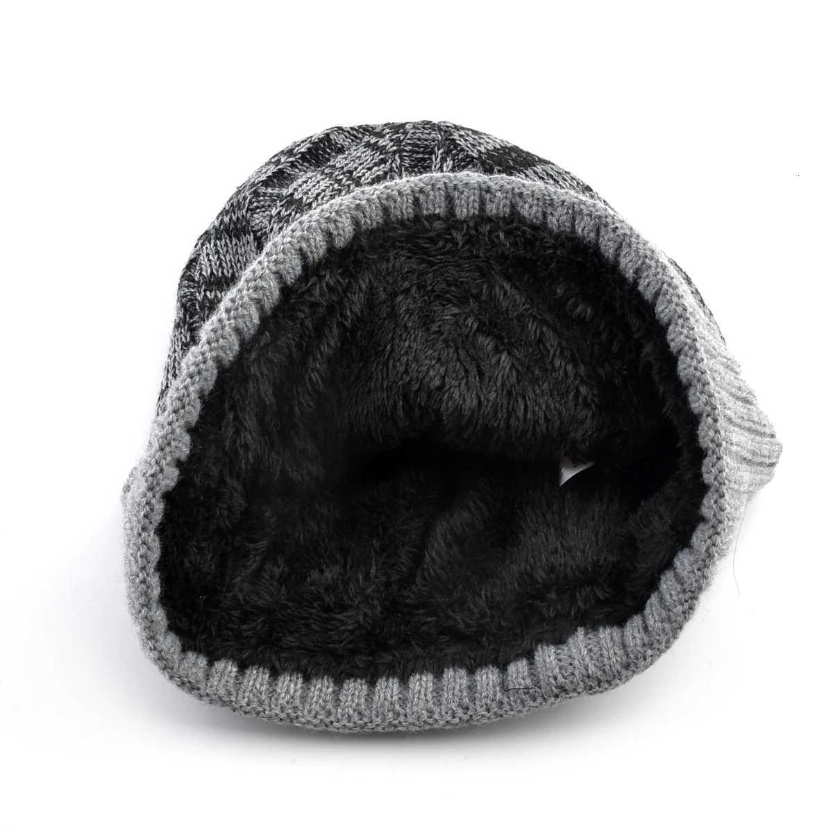 KBAOBEI Winter Warm Beanie Men Knitted Mixed Color Hat Doub Layer Thick Hats Mens Outdoor Ski Hats G250910