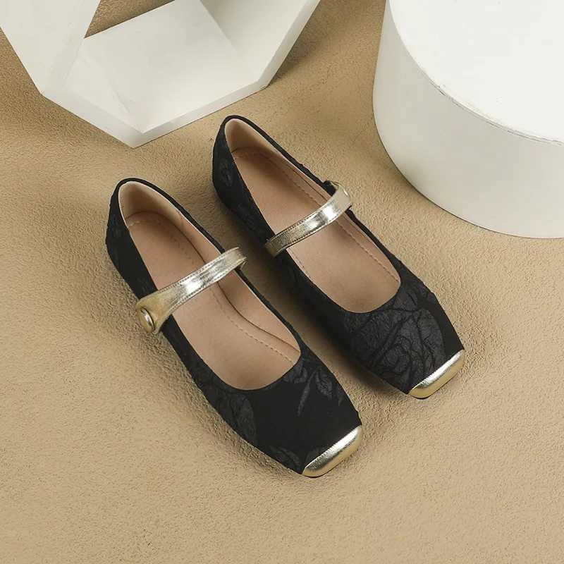 New Plus Size 44 Womens Flat Ballet Shoes Summer Retro Square Toe Satin Mary Jane Shoes SpringAutumn Women Single Shoes W250910