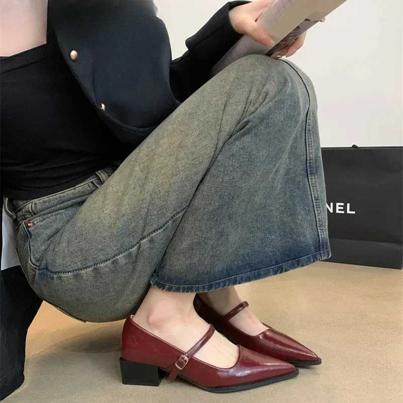 Retro Style Thick Heel Women Mary Jane Shoes Fashion Shallow Pointed Toe Ladies Comfort Office Pumps Footwear W250910