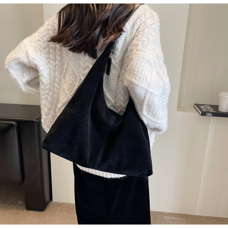 Free shipping designer Suede Bag for Women Autumn New Trendy Solid Color Shoulder Bag Casual Large Capacity Commuter Bag Tote Bag