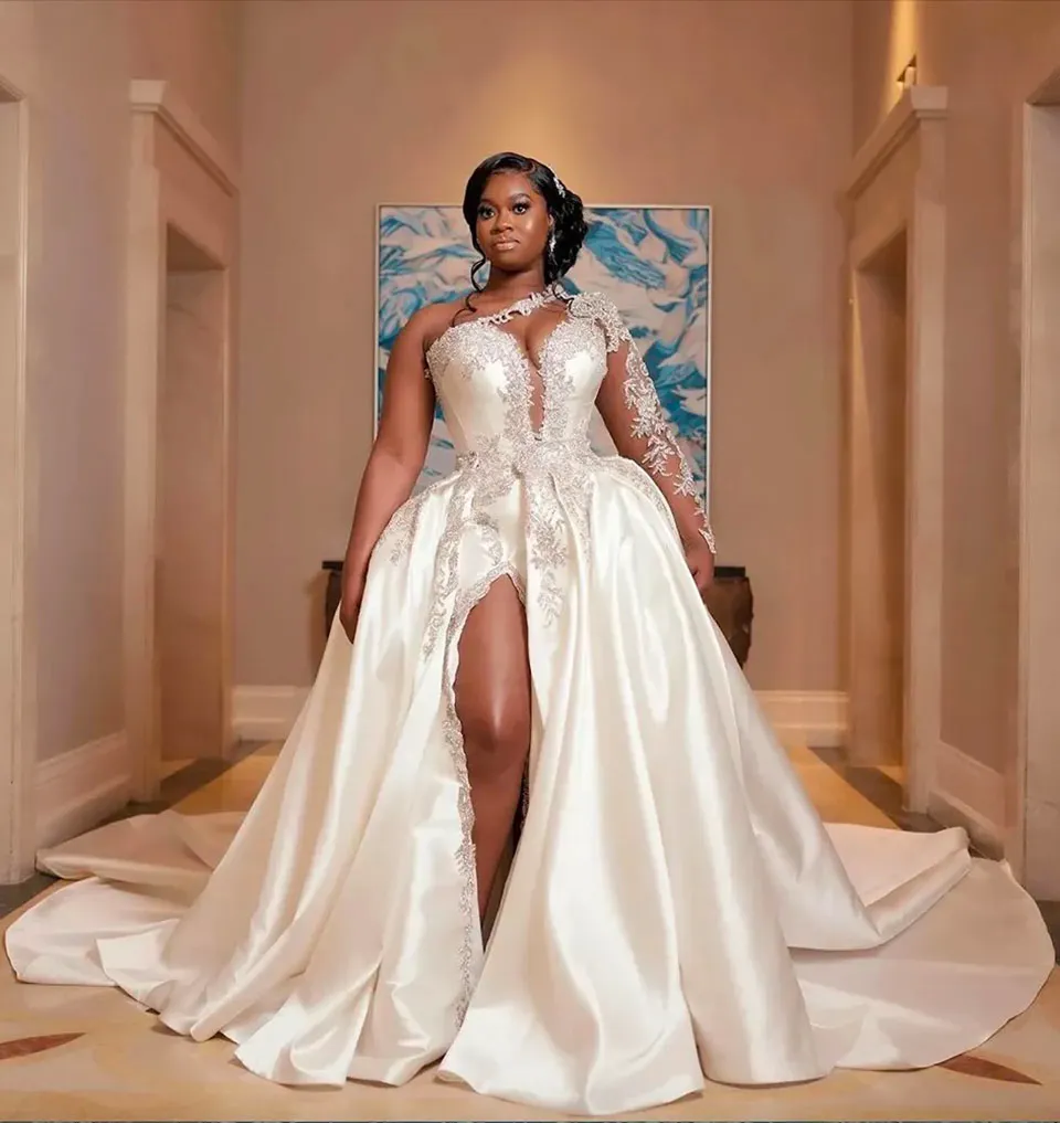 Arabic Plus Size Lace Mermaid Wedding Dress One Shoulder Crystals Satin Luxurious Long Sleeves Bridal Gowns Side Split Dresses Robe de Mariee