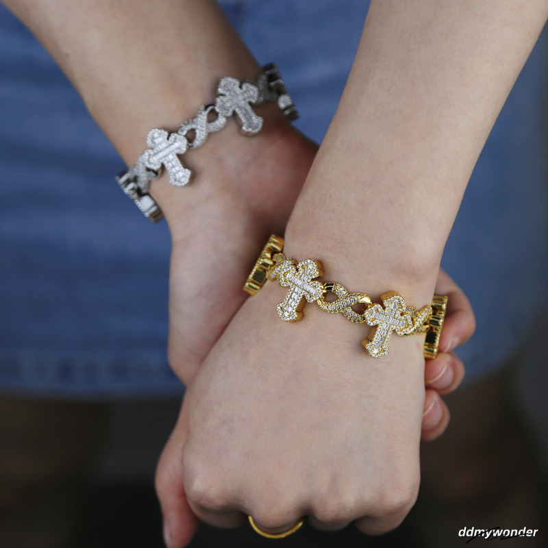 New Arrived High Quality Hip Hop Men Jewelry Micro Pave 5A CZ Iced Out Bling Infinity Cross Charm Cuban Bracelet ddmywonder ddmywonder ddmywonder ddmy