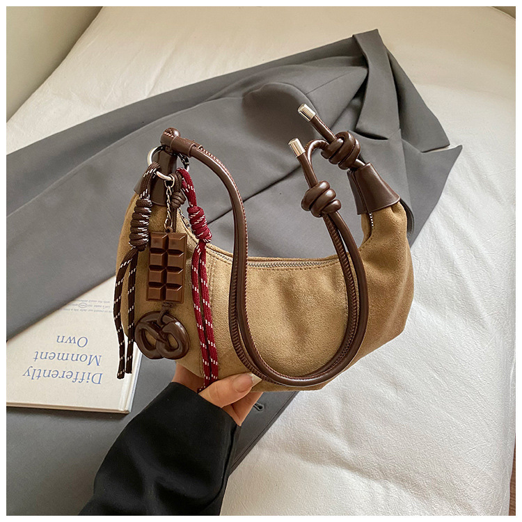 Free shipping designer Vintage Melad Matte Horn Bag Dumpling Bag Niche Design Simple Commuter Bag Crossbody Bag Women Shoulder Bag