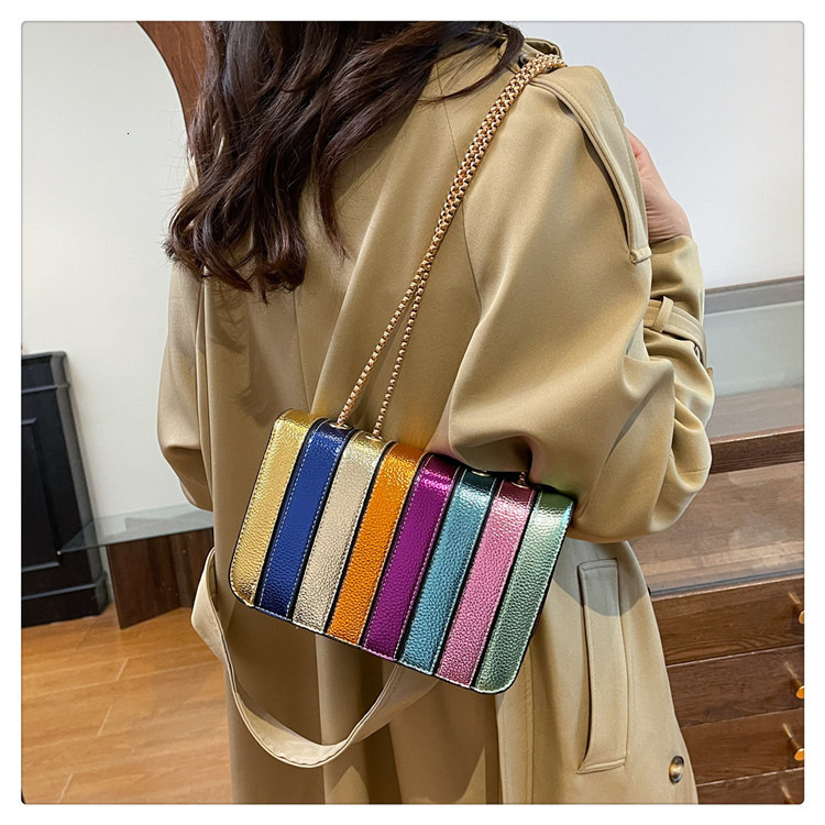 2025 Autumn New Korean Edition Fashion Light Luxury Style, niche design, versatile and atmospheric women's shoulder bag, designer bag