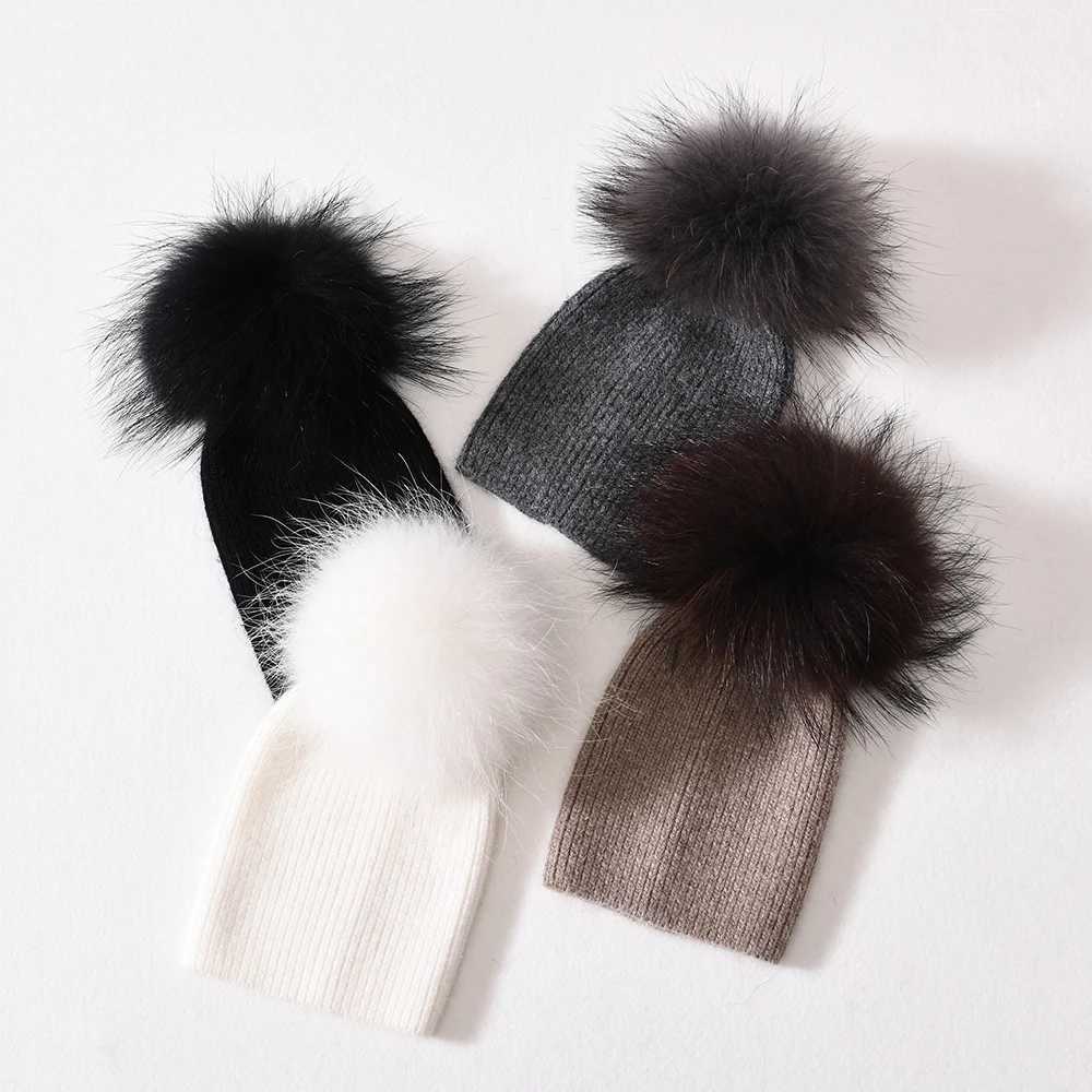 Jxer Newborn Winter Warm Hats With Real Raccoon Fur Pompom Boy Girl Baby Knitted Elastic Soft Bonnet Cs Infant ToddlerXJ250910