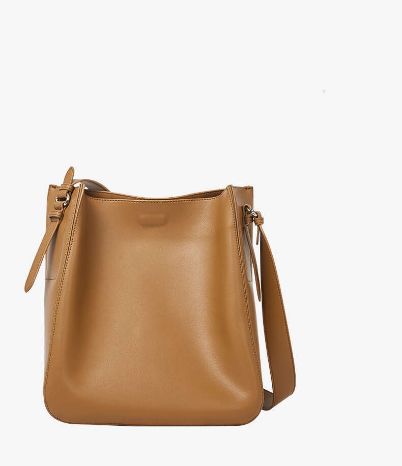 Luxury bag New Genuine Leather Casual Shoulder Crossbody Women s Bucket Niche Design Commuting Tote Bag