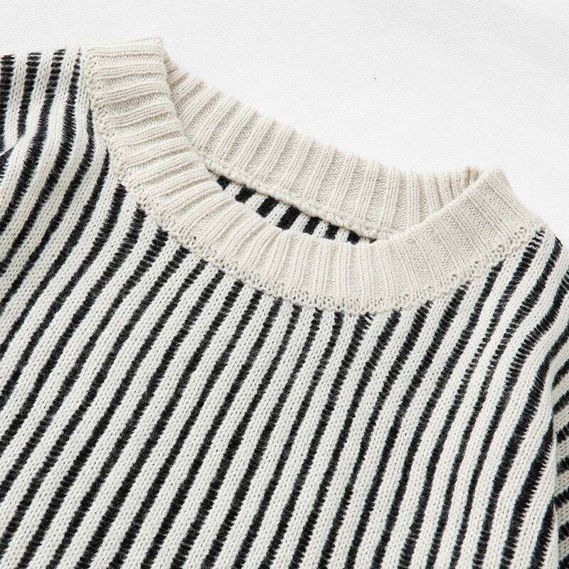 Designer Clothing 2025 Una Reta Autumn Winter New Men's Sweater Streetwear Vertical Stripe Knitted Pullover Casual Tops Long Sleeve Couple Sweate