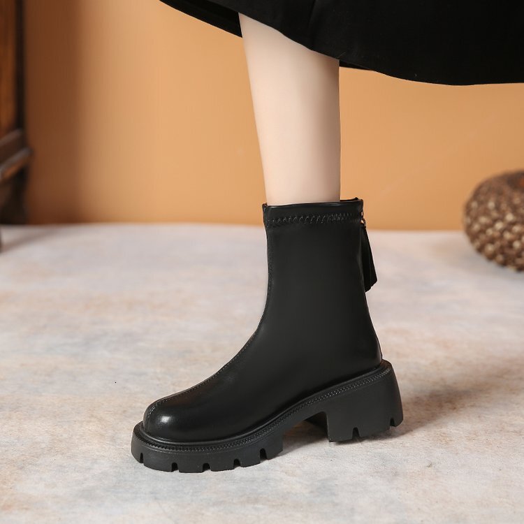 Women's thick soled Martin boots autumn and winter designer's new elastic thin boots single-layer double-layer cotton style Martin boots
