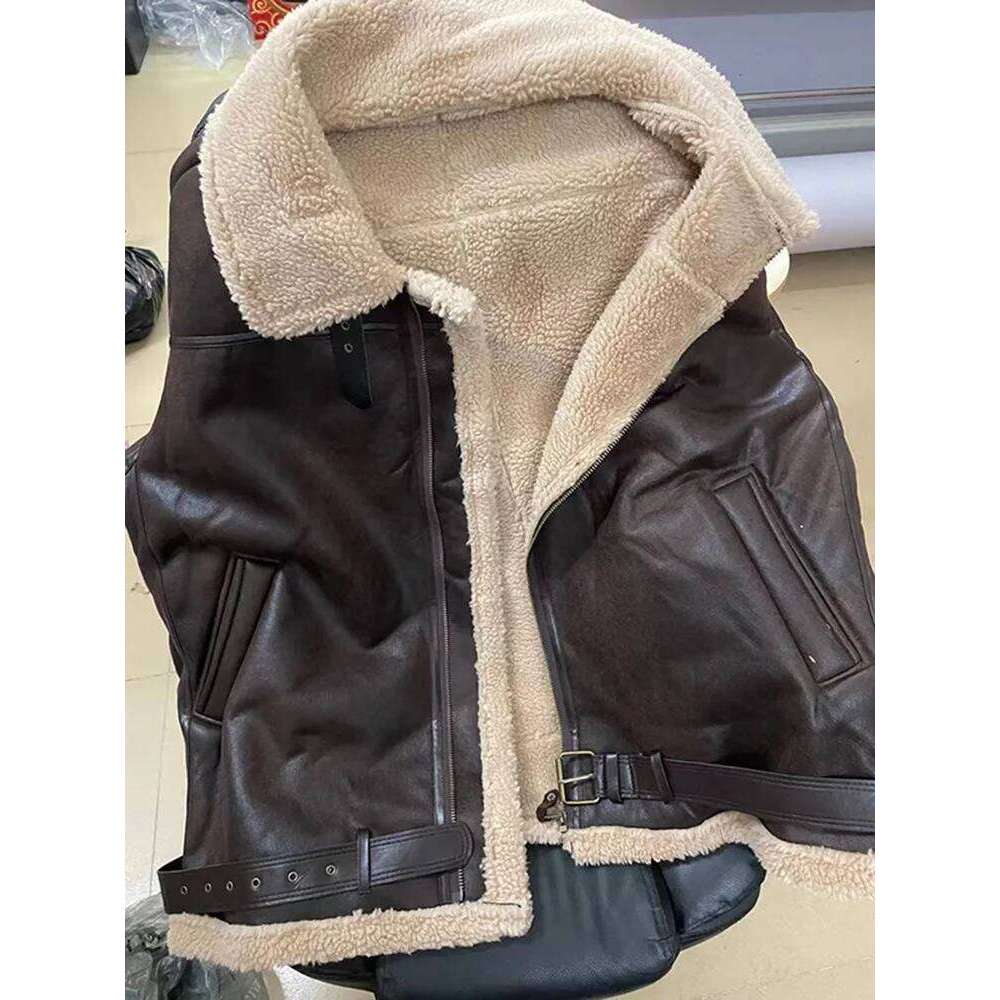 Designer Clothing 2025 Sleeve Coats Winter Jackets Leather And Fur Integrated High Quality Thick Dark Coffee Colored Long Sleeves Men Clothing Luxury 