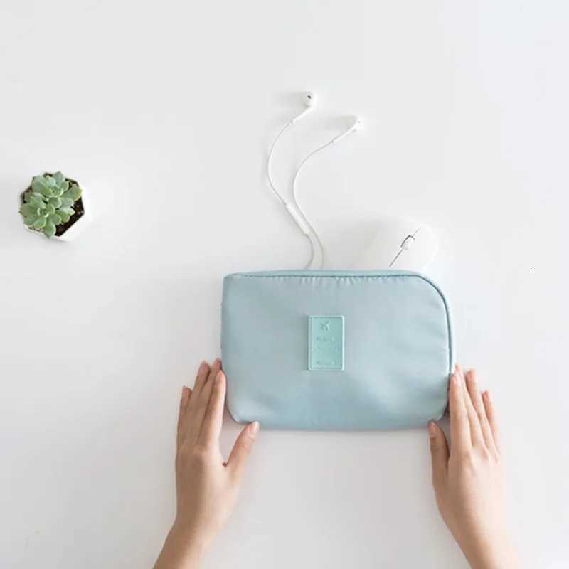 New Portable Kit Case Sponge Storage Bag Digital Gadget Devices USB Cable Earphone Pen Bag Travel Storage Bag for Digital DataXJ250910