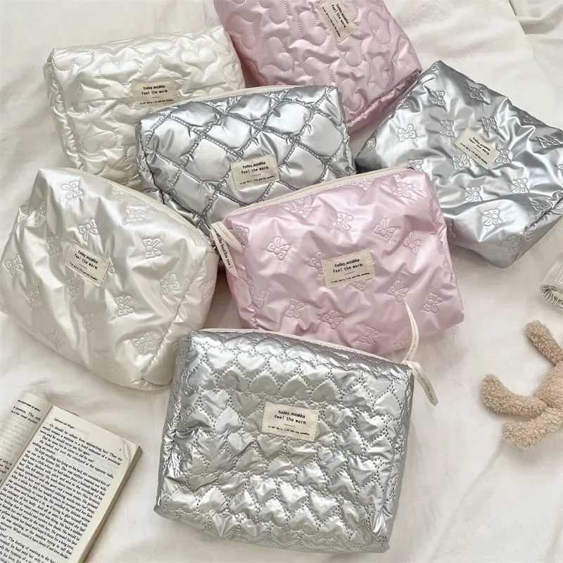 Ins Style Bow Heart PU Clip Cotton Cosmetic Storage Bag 2024 New Waterproof Makeup Bag Out of Handbag Portable Touch Up BagXJ250910