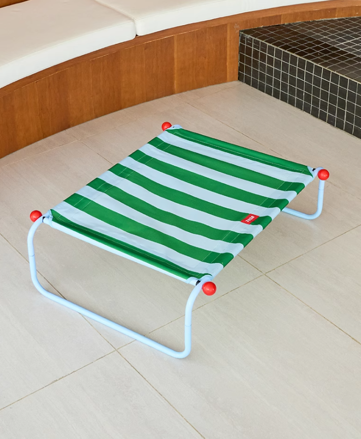 Four Season Compact Canopy Tent Style Puppy Sleeping Pad Quick Dismantle Feature