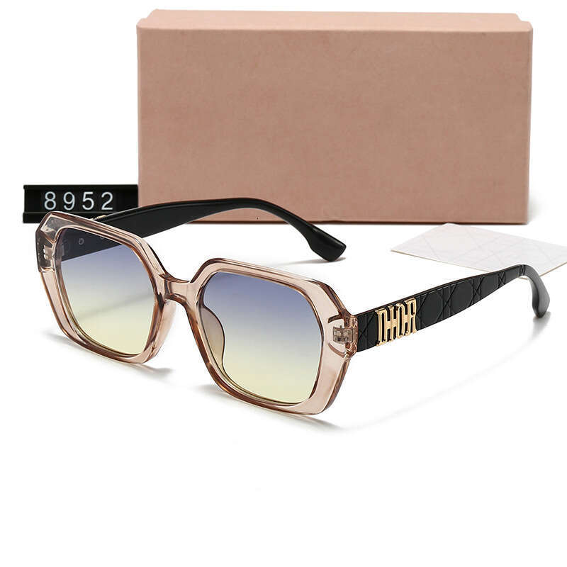 D Brand Fashion Polygon with Printed Text Mercury Lenses Trendy Sunglasses for Men and Women Glasses 8952