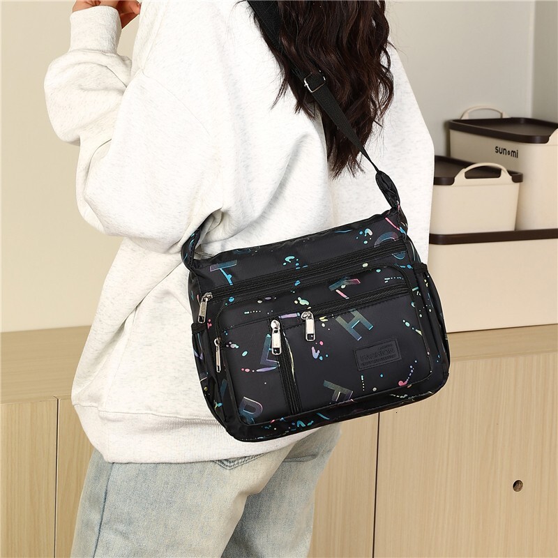Middle Aged Women S Bag Free Shipping Large Capacity Shoulder Designer Bag Bag Fashion Letter Lightweight Luxury Bag Casual Crossbody Bag Business Cas