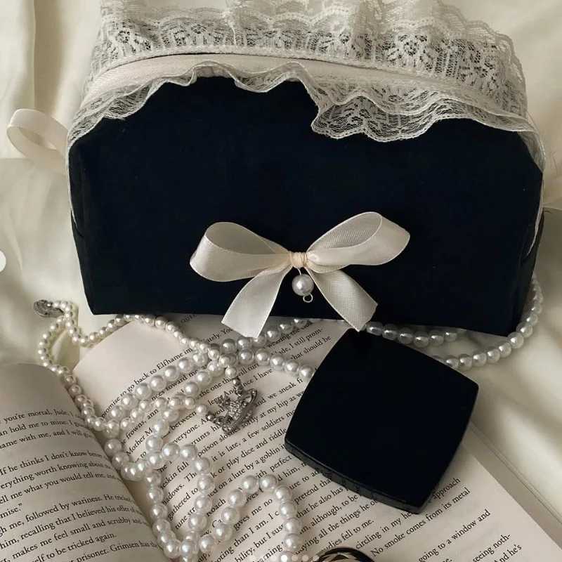 Womens black lace Bow Makeup Bag Large Capacity Toiletry Bag Travel Cosmetic Organizer Cute Ins Style Portable Pouch for WomenXJ250910
