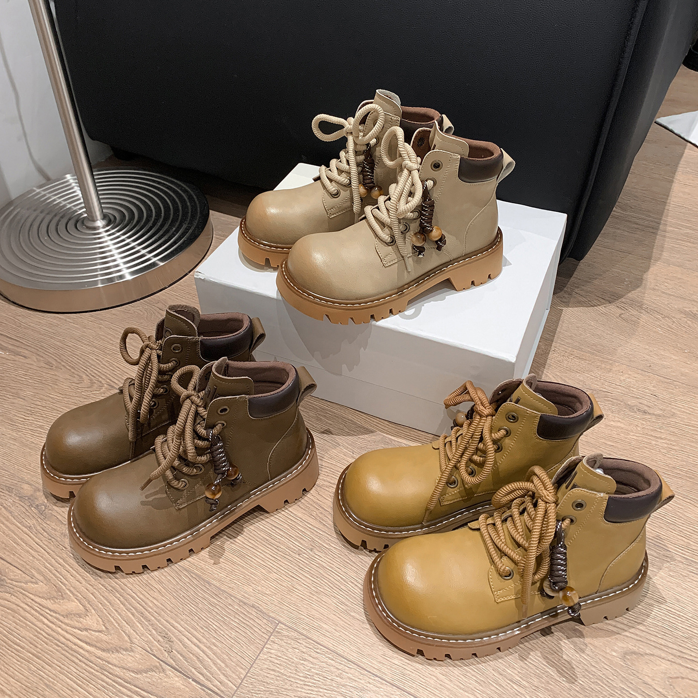 New autumn and winter designer fashion yellow boots with thick sole and increased height durable outdoor Martin boots for women short boots