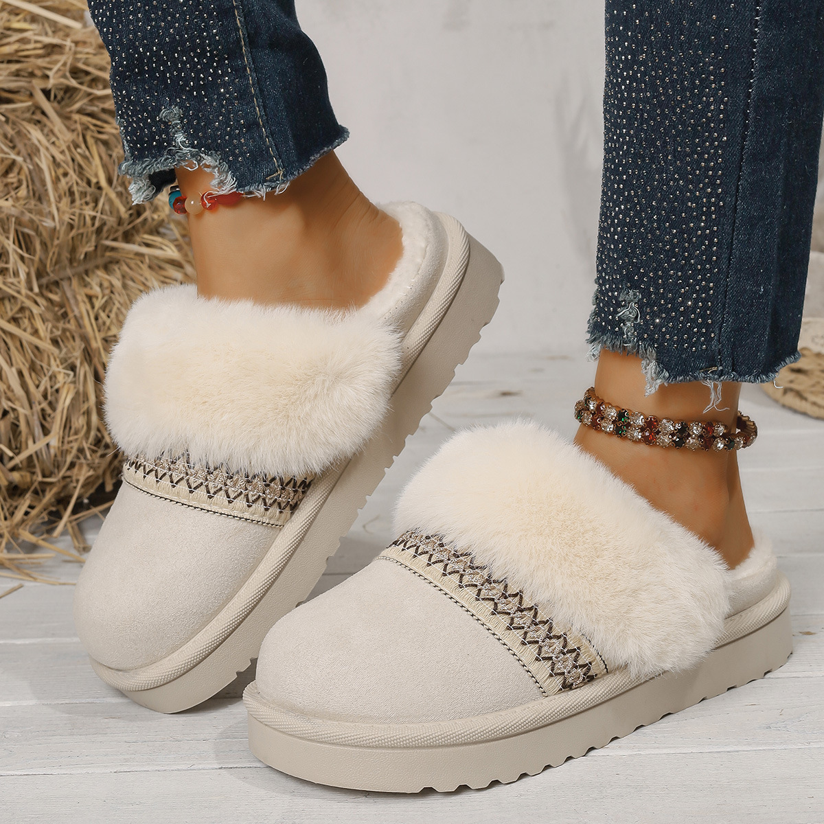 Free shipping Designer Boots Winter Fashion Commuter Thick Bottom with Velvet Thickened Warmth Snow Boots Baotou Slippers beige