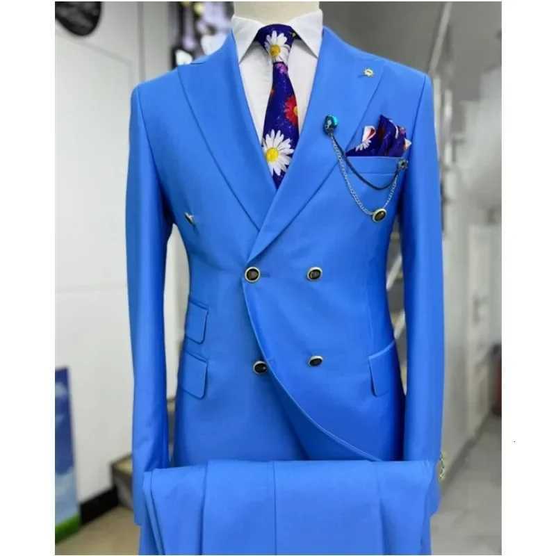 2 Pieces Double Breasted Formal Men Suits Slim FitGroom Tuxedos for Wedding Peaked Lapel Custom Male Blazer Prom Daily Wear W250910