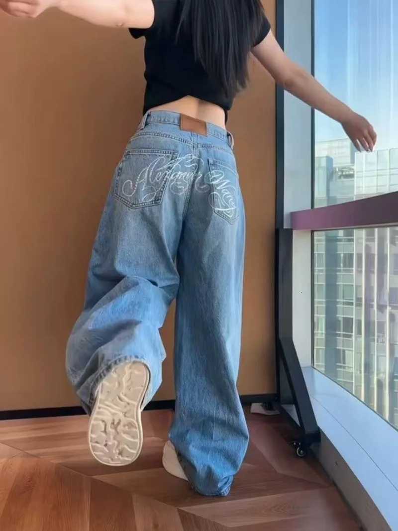 Y2K American Retro Heavy Letter Jeans Women New Street Hiphop Spice Slim Relaxed Leisure Design Commuter Machete Mop Pants Z250910