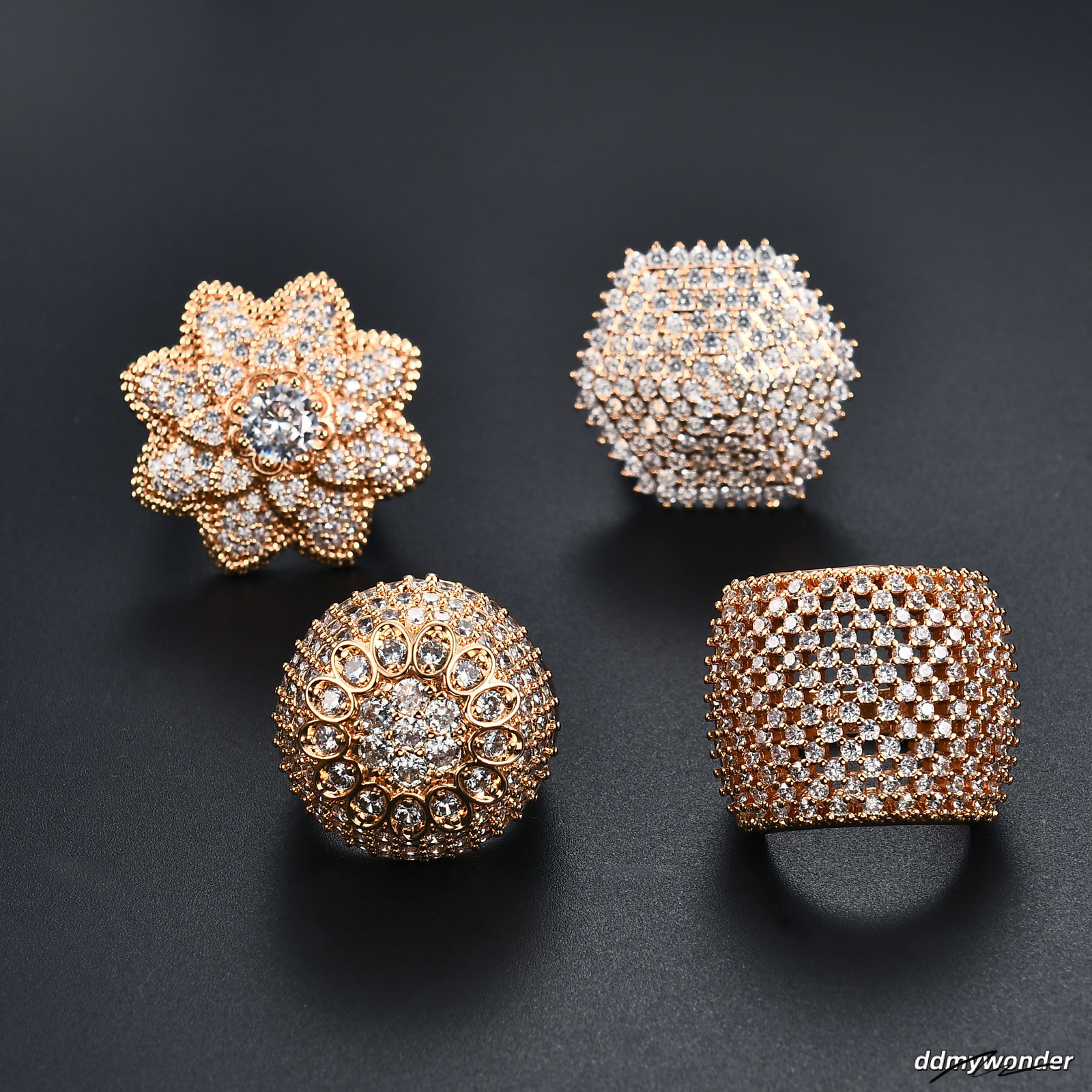 The 2025 New Women's Jewelry Designer's Wedding Ring Features Retro Light Style With Zircon Inlaid, Exuding A Unique Exaggerated And High-En