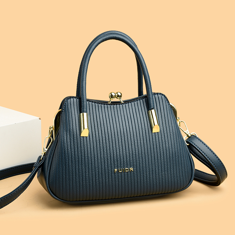 Elegant Lady's Designer Clutch Bag for Special Occasions High-Quality Craftsmanship