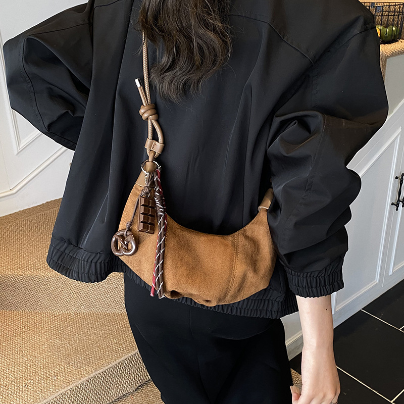 Free shipping designer Vintage Melad Matte Horn Bag Dumpling Bag Niche Design Simple Commuter Bag Crossbody Bag Women Shoulder Bag