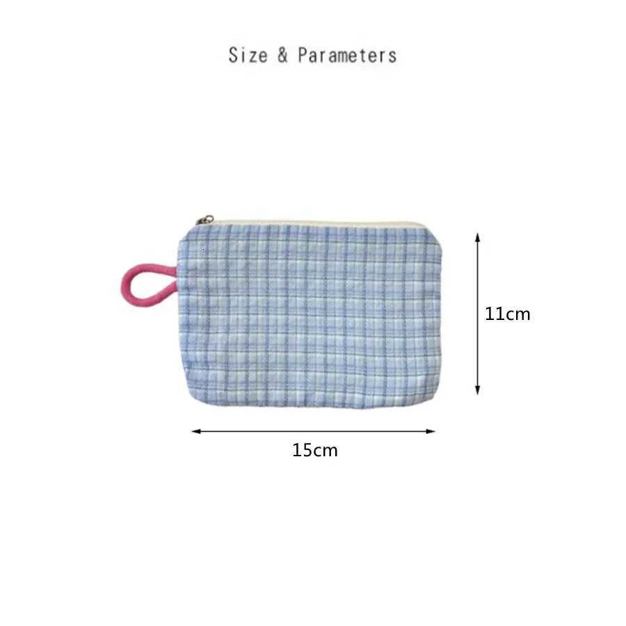 Small Plaid Travel Cosmetic Lipstick Key Card Data Cable Portable Storage Bag Girls Makeup Handbags Wallet Pouch Bags OrganizerXJ250910