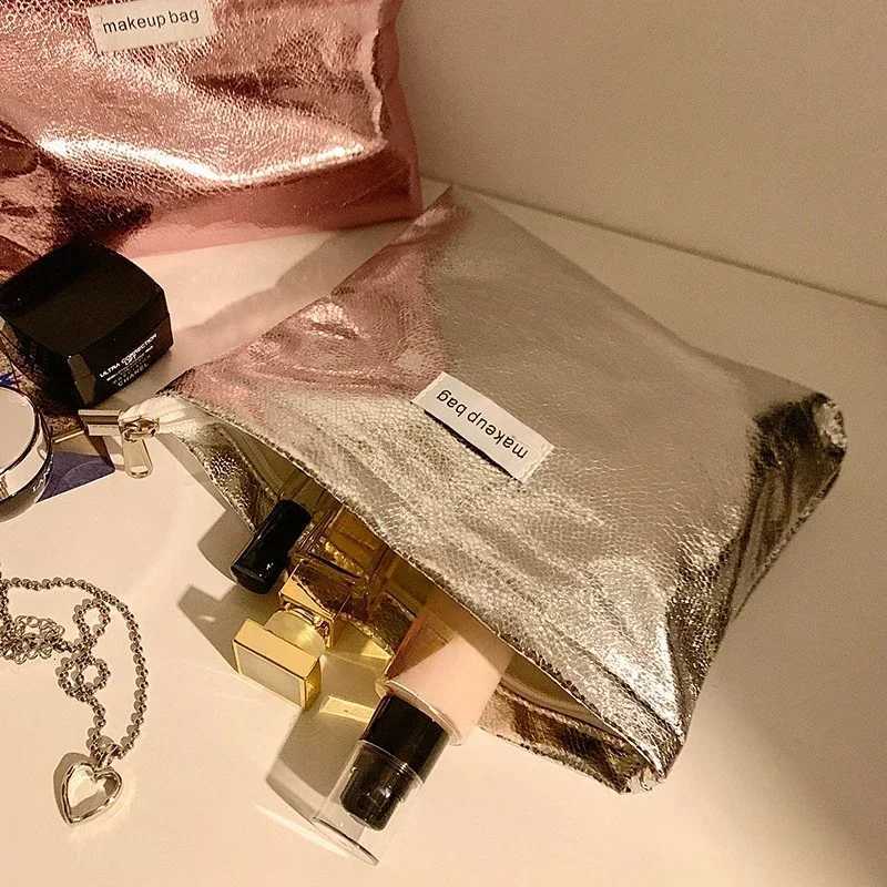 Large Capacity Women Makeup Bag Ladies Travel Cosmetic Toiletries Storage Pouch Handbag Fashion Portable Brilliant Make Up BagsXJ250910