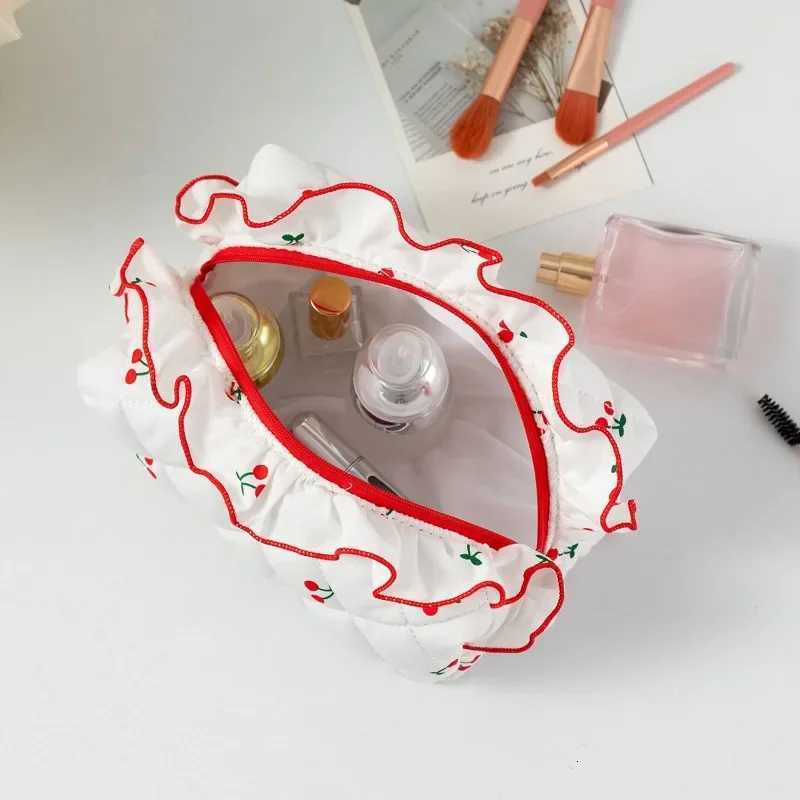 Small Fresh Fragrant Cherry Makeup Bag Creative Curled Skincare Storage Bag Cherry Wash Cosmetic Storage Bag for Women GirlXJ250910
