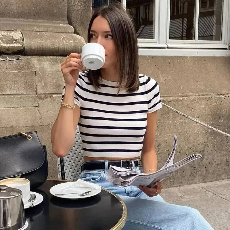 Vintage Women Y2K Stripped Cropped T-shirts for Girls Slim Knitted Short Tees Sweet Tops Chic Clothes dongdumaoyi
