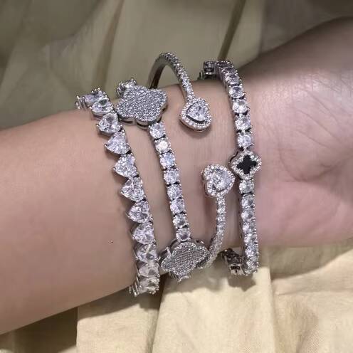 UWIN Big 15mm 4 Leaf Clover Necklace 18K Gold Plated 5A CZ Crystal Clover Flower Tennis Chain Bracelet Necklace