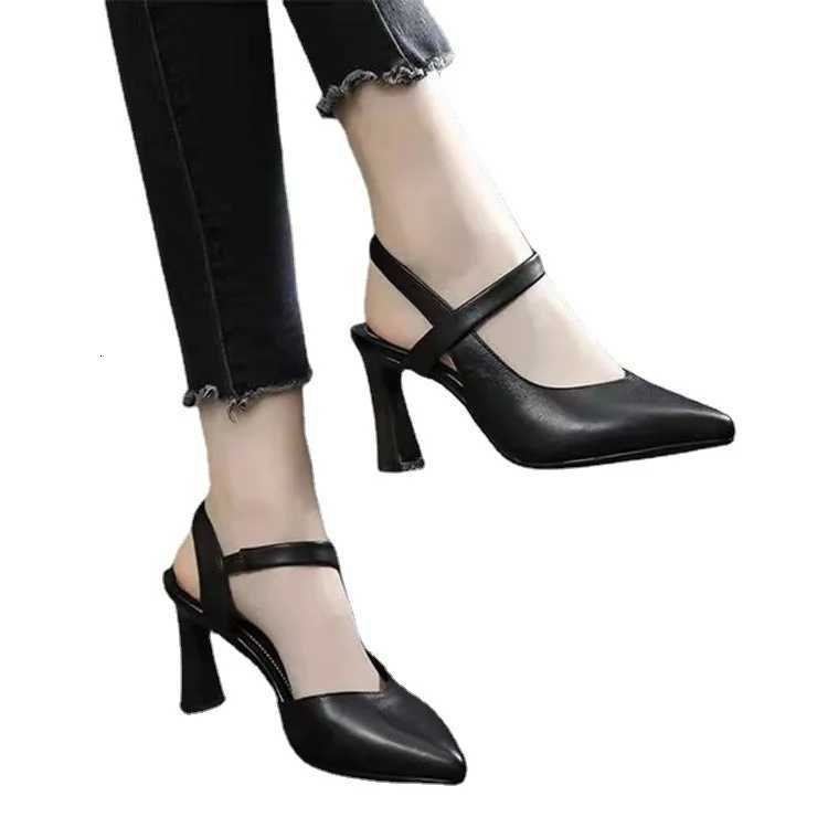 2023Soft Leather Solid Color Sandals Women Summer New Style Thick Heels with Baotou Fashion Highheeled Womens Shoes W250910