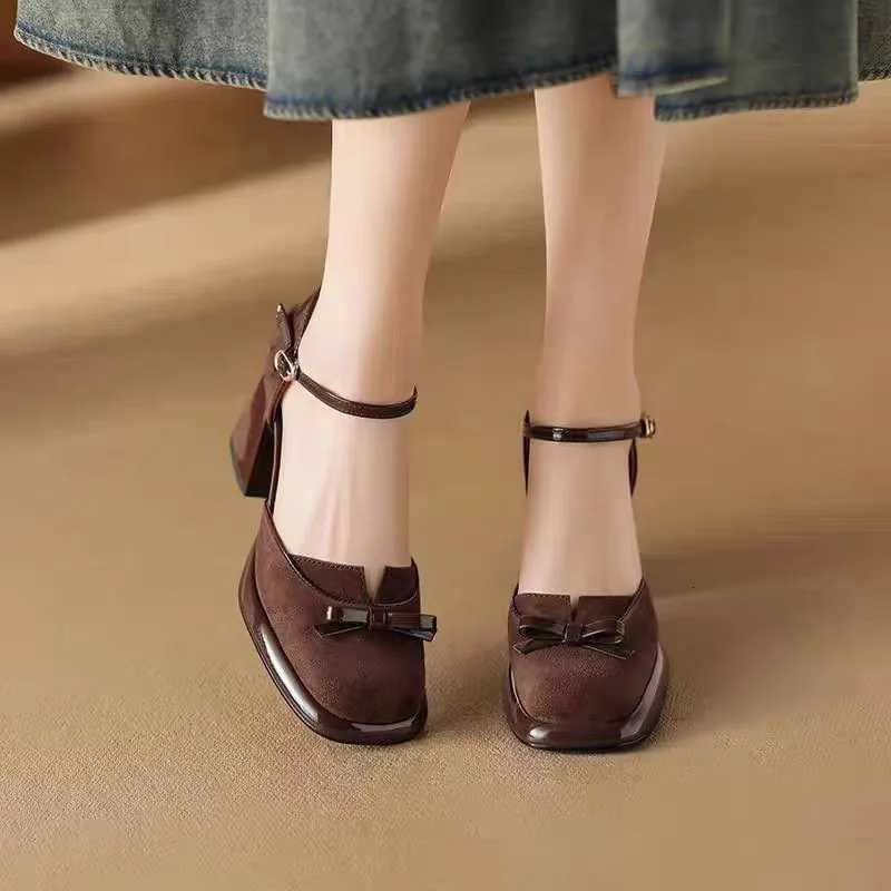 2025 Women Shoes Square Toe Shallow Single Shoes French Style Low Heel Ladies Dress Shoe Fashion Soft Sole Leather Shoes W250910
