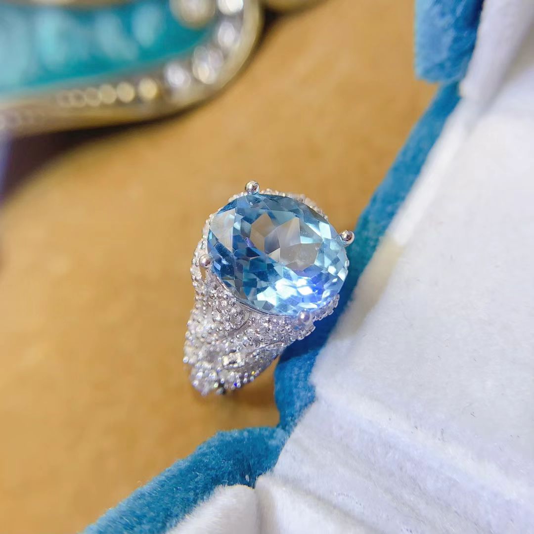 Sky blue gemstone silver ring natural topaz jewelry 9mm*11mm 4ct genuine topaz ring for party birthday gift for women