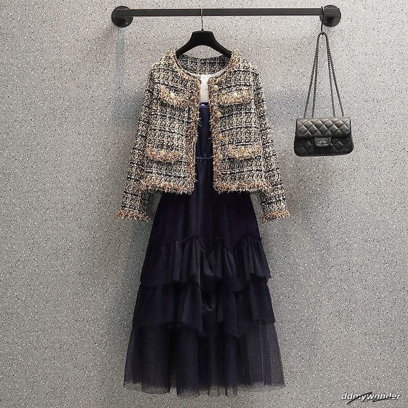 Free Shipping Designer New Spring Women Warm And Fashionable Short Jacket Mesh Suspender Skirt Two-Piece Set ddmywonder ddmywonder ddmywonder ddmywond