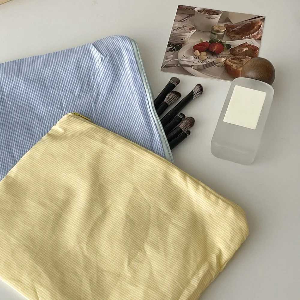 Fashion Cotton Cosmetic Bag PinkBlueYellow Large Capacity Storage Handbag Checkered Makeup Bag WomenXJ250910