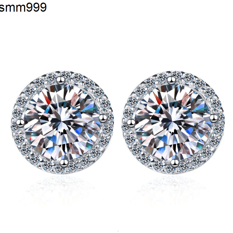 Customized Hot Selling 925 Silver Romantic VVS Grade Moissanite Earrings for Wedding Engagement Party