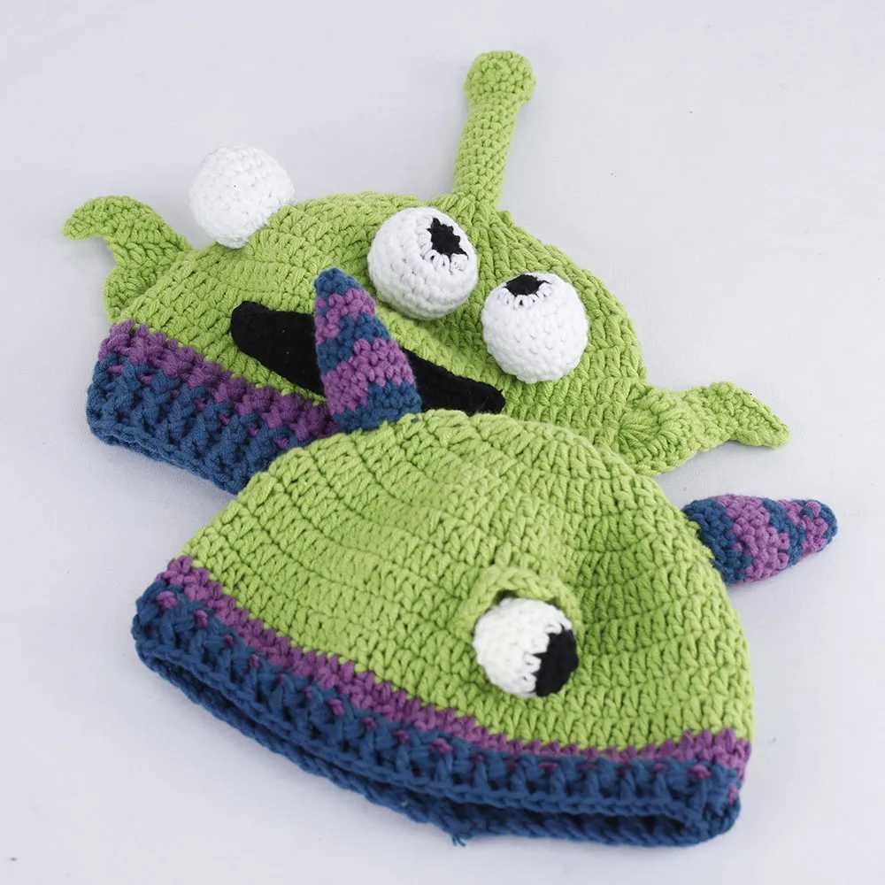2023 New Monster Shrek Hat cute Winter Knitted Hats Green Party Funny Beanie Skullies C for Women Men Pure HandmadeXJ250910