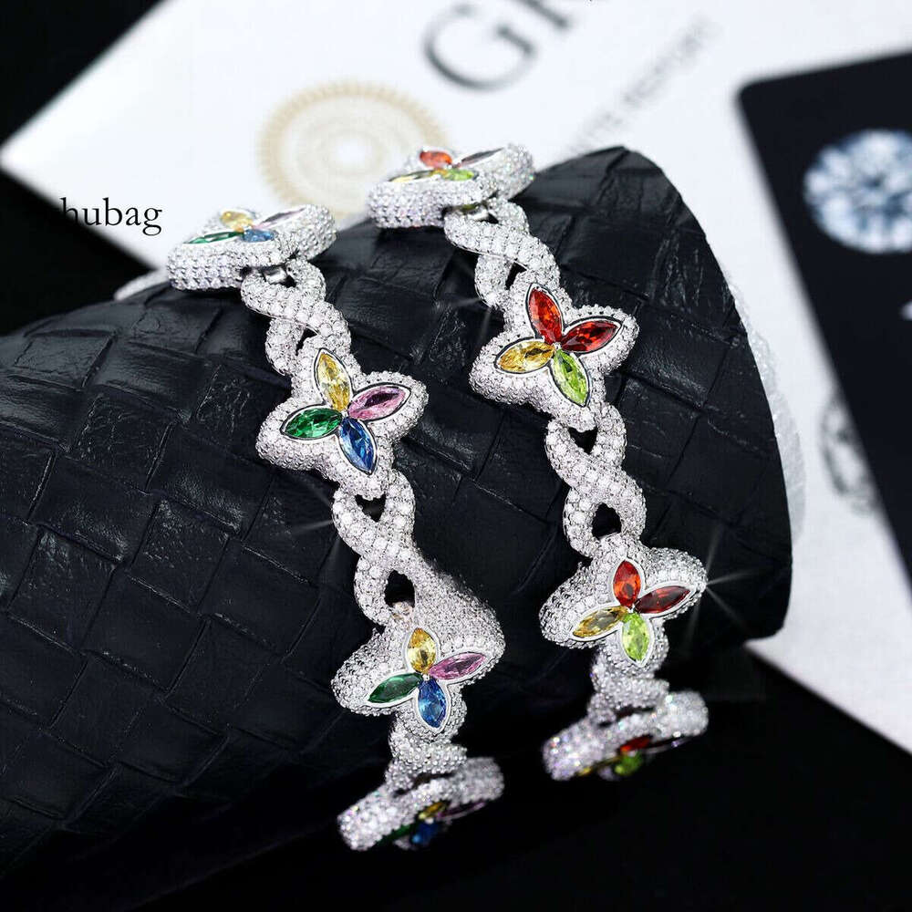 New Style Sier Four Leaf Clover Bangle Wholesale 5A Colored Marquise Moissanite and D VVS Moissanite Charm Bracelet