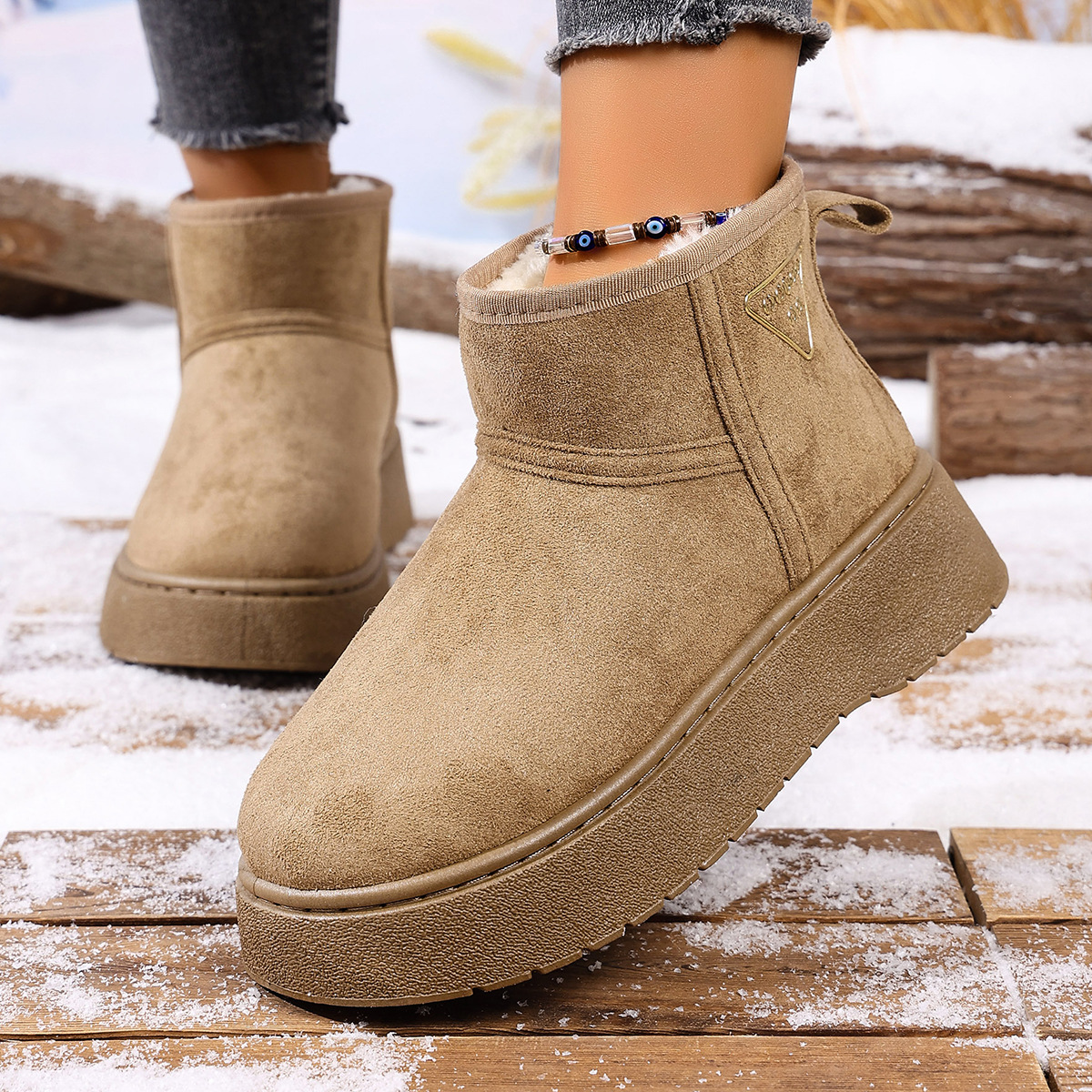 Free shipping Designer Boots Womens winter thick soled anti slip short sleeved cotton boots with added fleece insulation