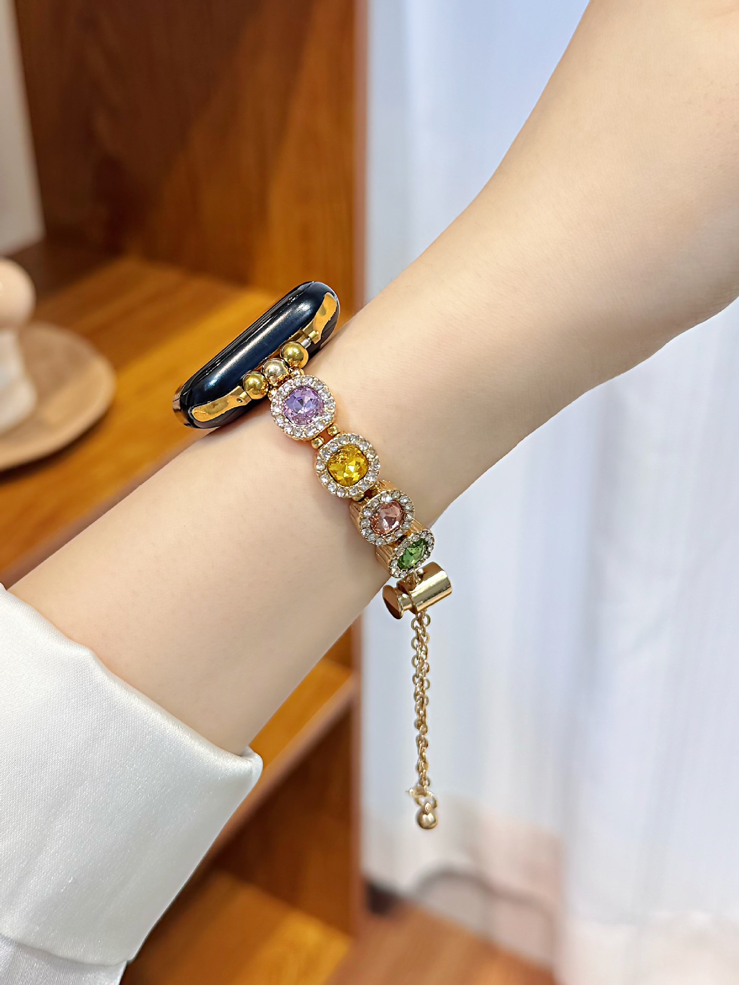 2025 Color Diamond Metal Chain Advanced Suitable for Apple Watch Strap Fashion 38mm 40mm 41mm 42mm 44mm 45mm iWatc Series Luxury Designer Golden Diamo
