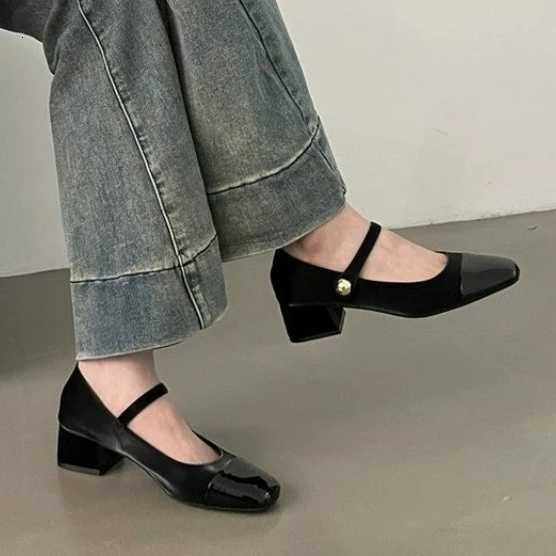 Thick Heel Mary Jane Single Shoes Womens New Spring French Mid Heel Evening Black Square Head Small Leather Shoes W250910