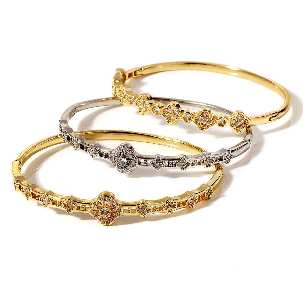 Gold Tone Full Diamond Luxury Jewelry Classic Super Flash Cross Twisted Bracelet 4-Leaf Clover Bracelet Moissanite Designer Bracelet Single Row Tennis