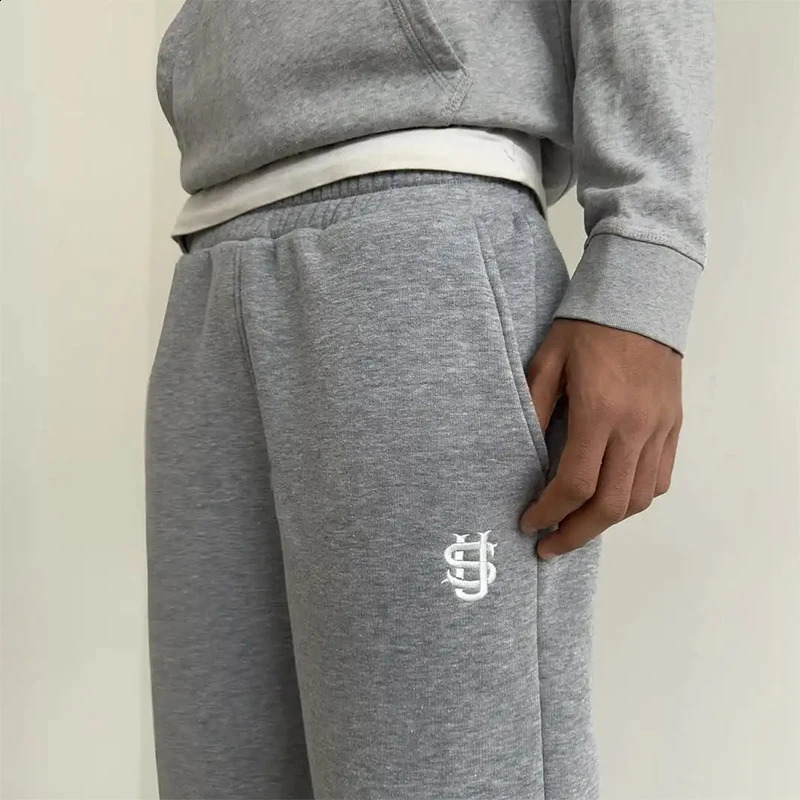 High Street Y2K Pants Mens Casual Trousers Hoodie Sets Streetwear Straight Sweatpants Loose Embroidery Hoodie Couple Trendy Suit 250906