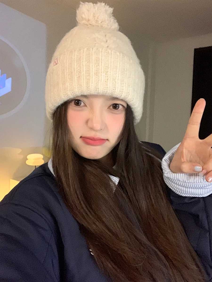 Woolen Korean Style Beige Knitted Hat For Women Thickened Versatile Warm Ear Protection Cold Hat Hooded Yarn Hat For WinterXJ250910