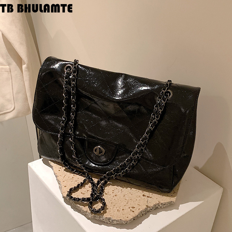 Free Shipping Designer Bag Women's OL Bag Fashion Retro Large Capacity Quilted Chain Bag New Single Shoulder Luxury Bag Commuter Underarm Bag Wom