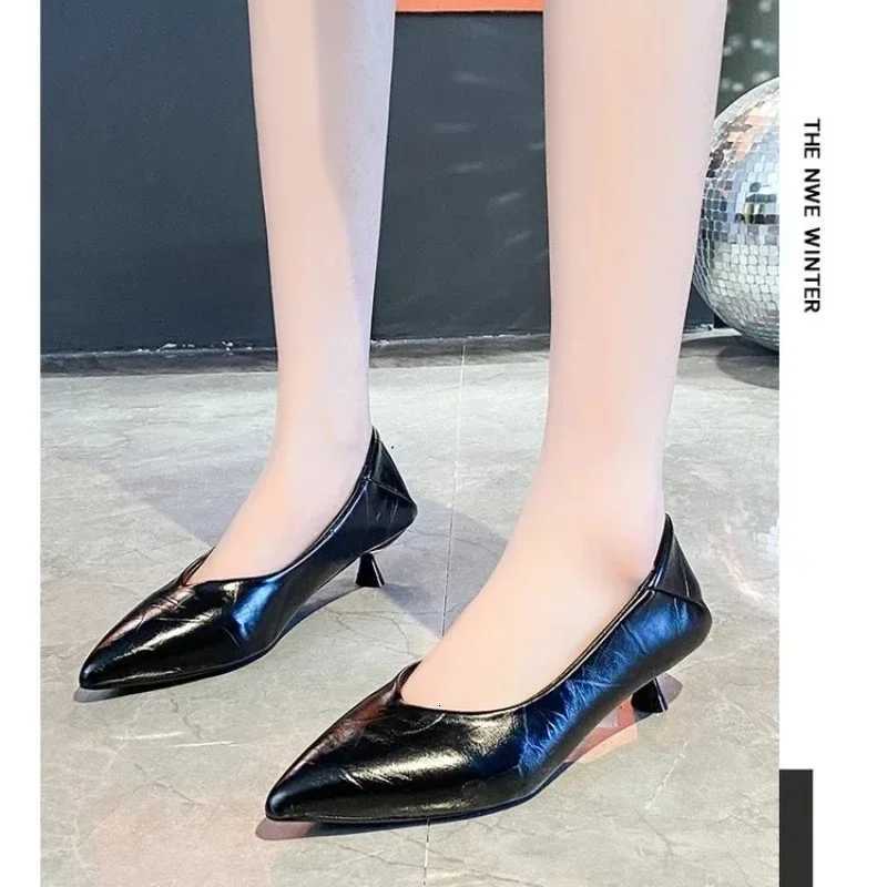 New Womens Boat Shoes Pointed Toe Pumps Kitten Heel Dress Shoes Silver Office Work Shoes for Female Black Spring Autumn W250910