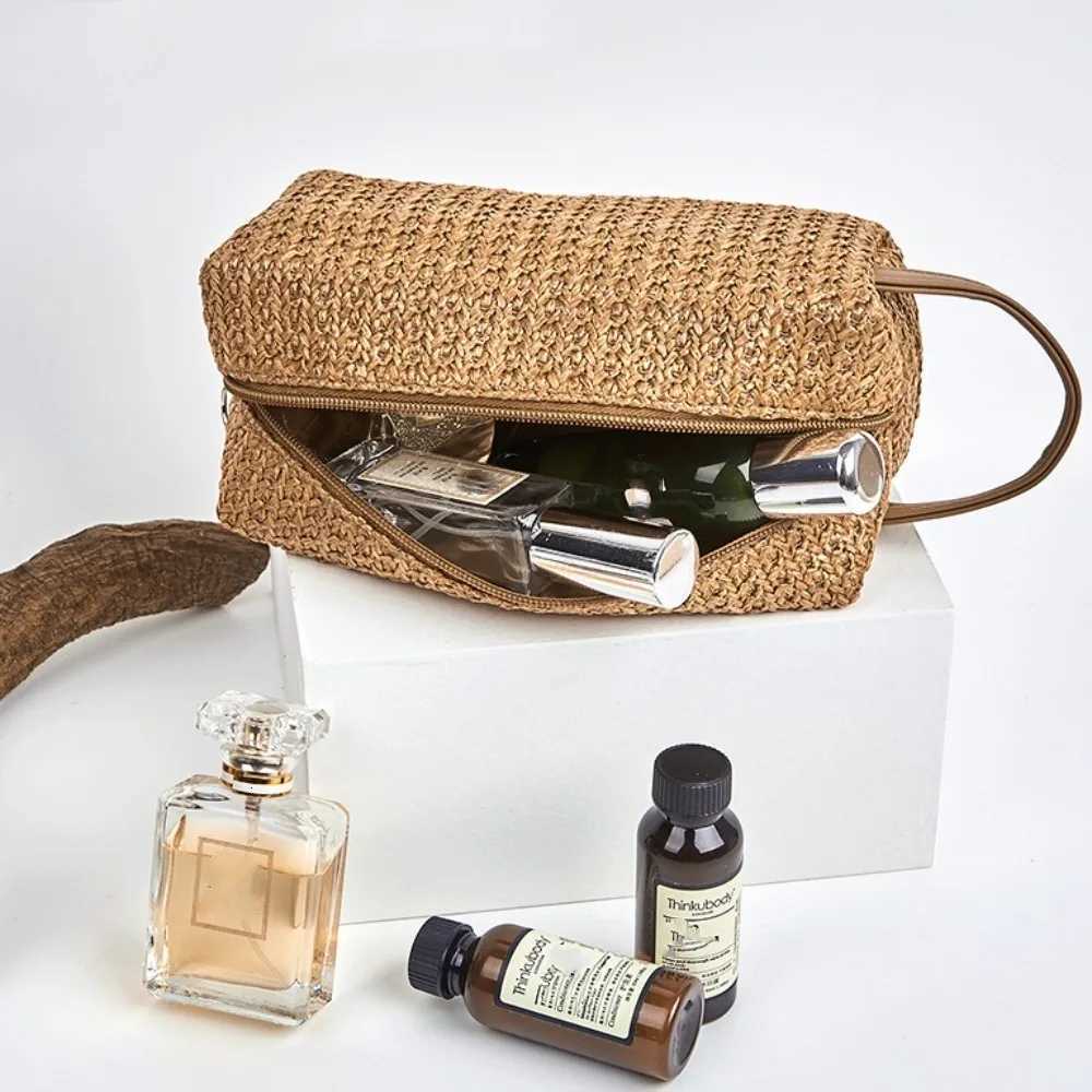 Portable Fashion Makeup Bags Square Solid Color Woven Purse Handheld Largecapacity Cosmetic Storage Bag TravelXJ250910